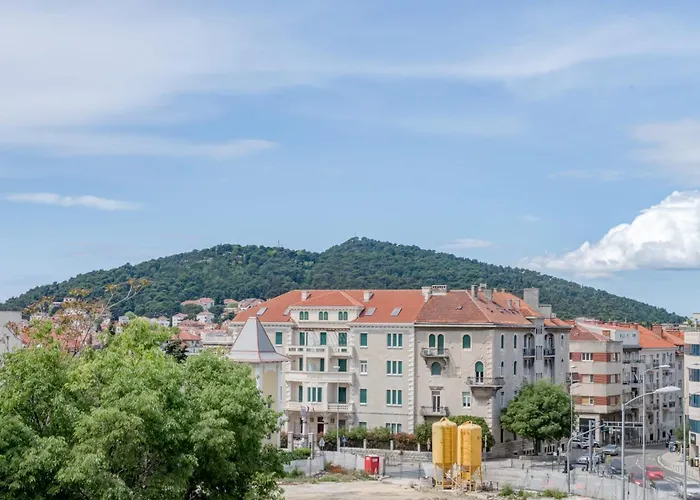 Apartment Oggy Balcony Split