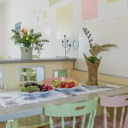 Oggy Balcony Apartament