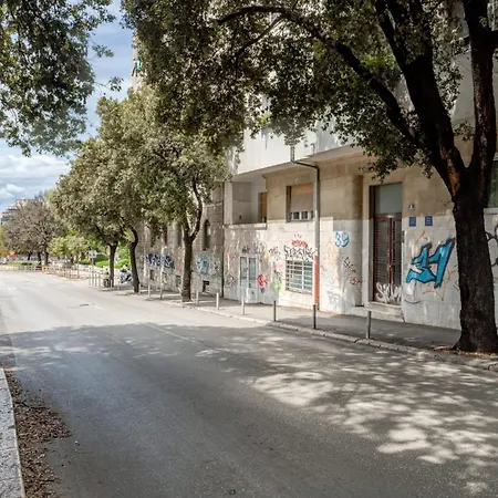 Oggy Balcony Apartament Split